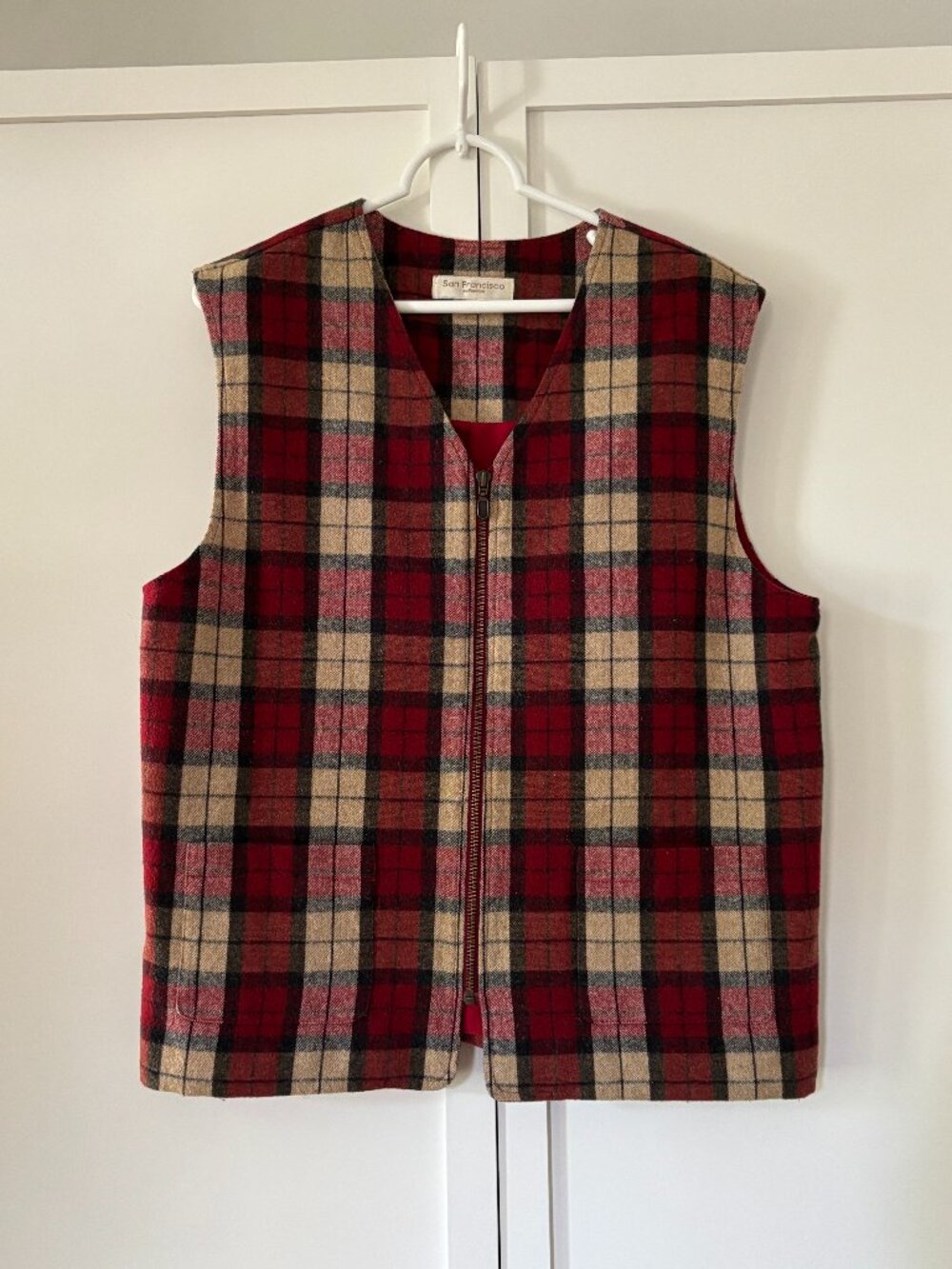 San Francisco vintage plaid vest with zipper made in Canada (size L)